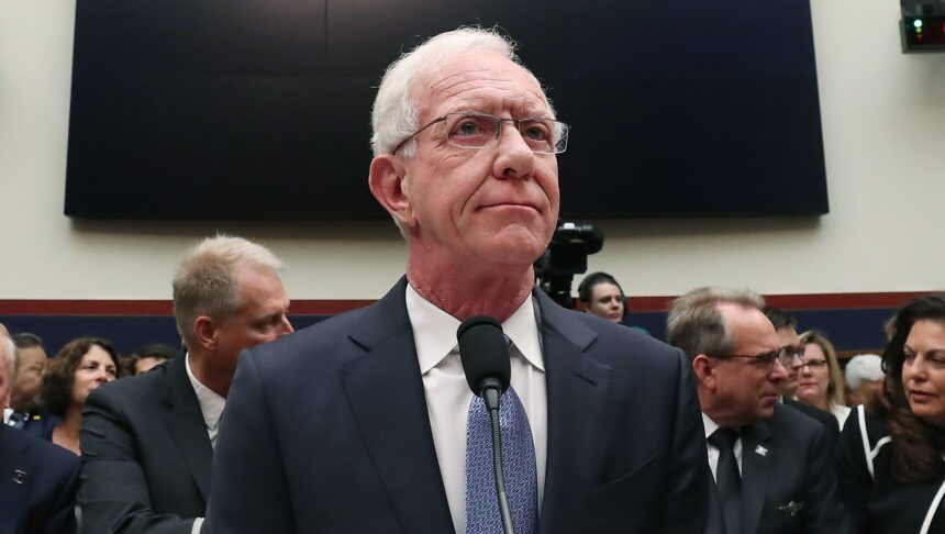 who-is-chesley-“sully”-sullenberger?-5-things-about-a-hero-pilot