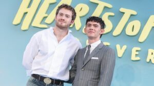 kate-connor-and-joe-luke-lead-the-cast-of-“heartstopper-forever”-at-the-world-premiere-of-feel-good