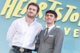 kate-connor-and-joe-luke-lead-the-cast-of-“heartstopper-forever”-at-the-world-premiere-of-feel-good