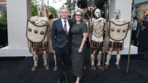 christopher-nolan-crammed-inside-the-trojan-horse-with-20-actors-to-film-a-pivotal-scene-from-‘the-odyssey’