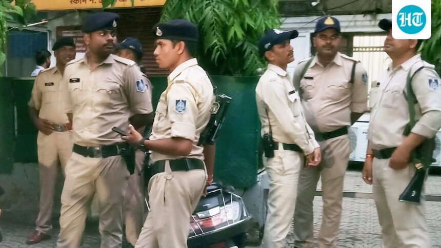 a-mother-of-nine-children-killed-her-husband-with-an-ax-while-he-was-sleeping-on-suspicion-of-having-an-affair-in-madhya-pradesh