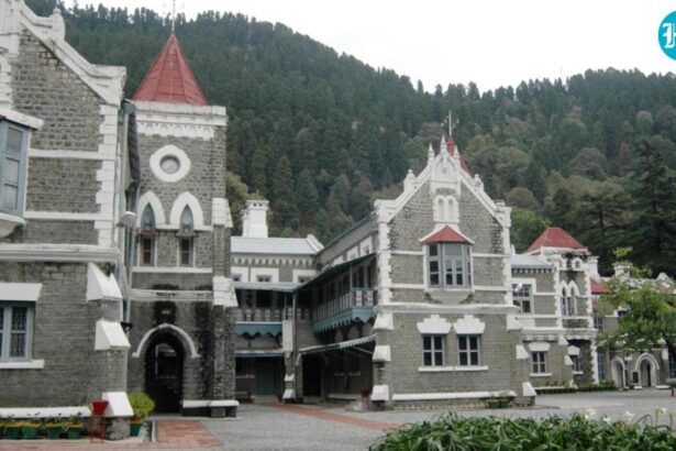 supreme-court-orders-uttarakhand-government-to-grant-land-for-construction-of-new-hc-building