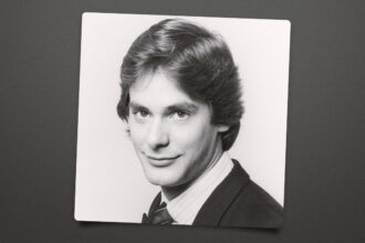 scott-price,-actor-of-‘as-the-world-turns’-and-‘popular’,-dies-at-68