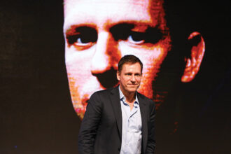 peter-thiel’s-ai-tribunal-puts-journalists-on-trial.-the-focus-has-now-been-on-the-scoreboard-model
