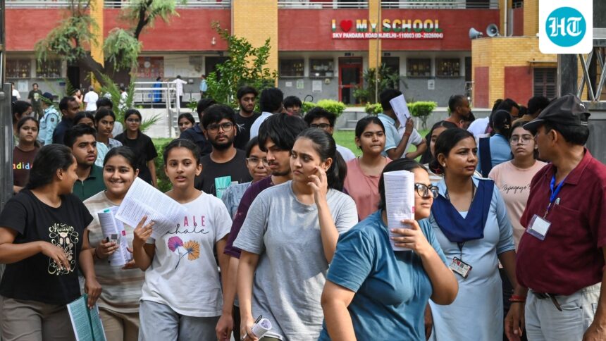 women-outshine-men-in-neet-ug-2026;-make-up-over-58%-of-qualifiers