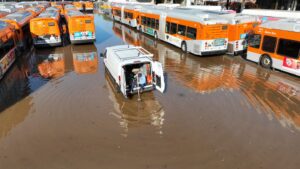 water-main-break-in-west-hollywood-submerges-homes-and-cars,-opening-sinkhole