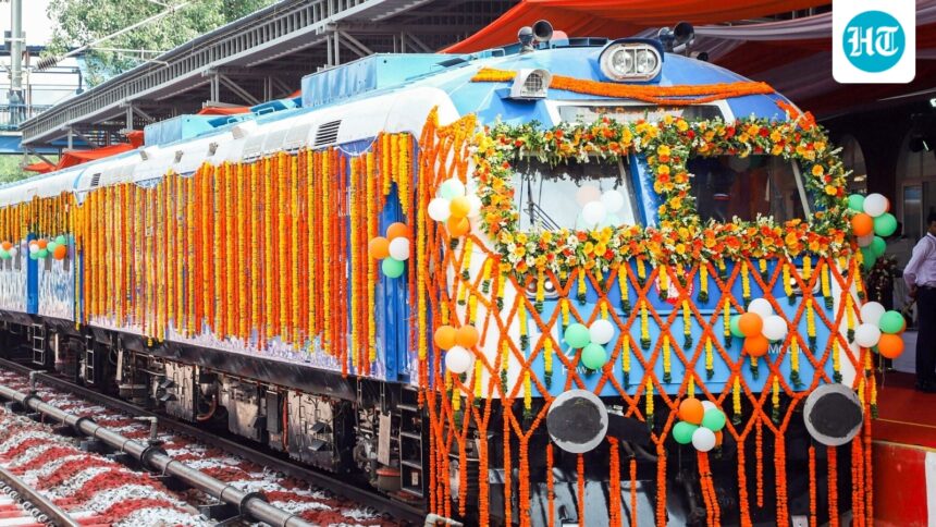 india’s-first-hydrogen-train-launched:-key-features,-track-and-what-makes-it-special