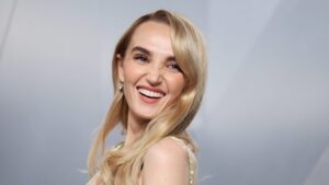 why-is-chloe-fineman-leaving-snl-after-7-years?-caused-by-it