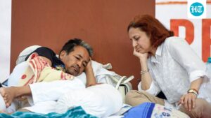 sonam-wangchuk’s-wife-breaks-her-silence-and-says:-there-is-no-treatment-without-her-consent:-“we-will-hold-everyone-accountable-if…”
