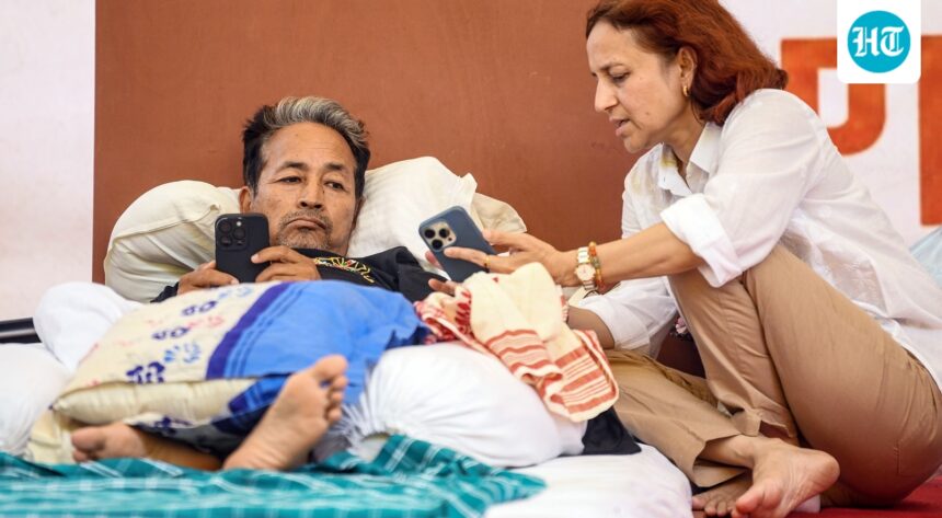 ill-drive-if-sonam-cant-wangchuks-wife-gitanjali-says-july-20-march-to-parliament-continues | GIBN ‘i’ll-drive-if-sonam-can’t’:-wangchuk’s-wife-gitanjali-says-july-20-march-to-parliament-continues