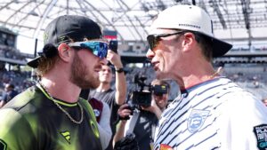 why-did-tom-brady-hit-logan-paul?-what-we-know-about-their-fight