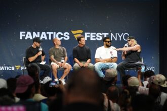 tom-brady-slaps-logan-paul-in-heated-confrontation-(but-was-it-all-staged?)