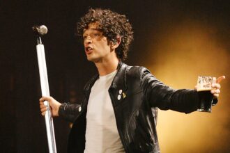 matty-healy’s-romantic-history:-everything-to-know-about-exes-gabriella-brooks,-fka-twigs-and-more