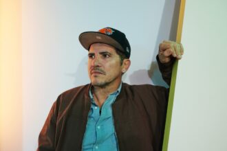 john-leguizamo-has-never-been-as-vulnerable-as-in-‘the-odyssey’:-“it-was-so-intense-for-me”