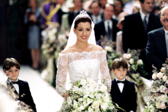 anne-hathaway-reveals-‘princess-diaries-3’-update:-‘we’ve-hit-a-major-milestone-in-the-story’
