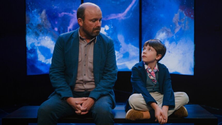 ‘learning-to-breathe-underwater’-review:-rory-kinnear-shines-in-serious,-uneven-comedy-about-a-bereaved-father-and-son
