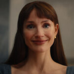 ‘other-mommy’-trailer:-jessica-chastain-returns-to-horror-as-a-body-contorted-doppelganger