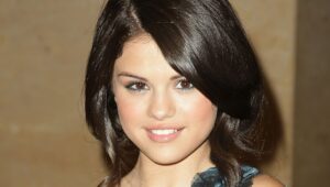 selena-gomez-then-and-now:-photos-of-her-over-the-years