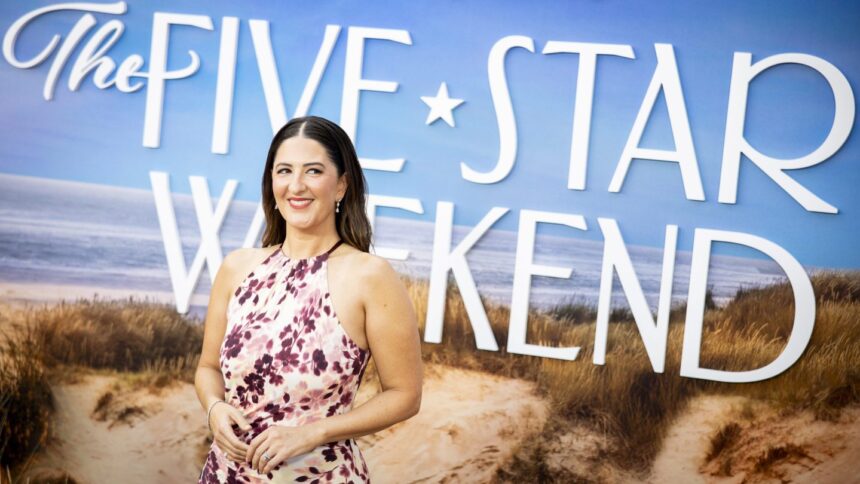 ‘five-star-weekend’s’-d’arcy-carden-knows-the-inherent-dangers-of-a-girls-trip
