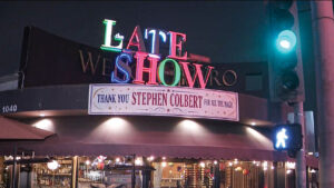 a-sign-for-“the-late-show”-appears-in-west-hollywood