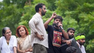 the-union-minister-says-the-government-had-approached-the-cjp-4-times-and-was-ready-to-talk-and-find-a-solution