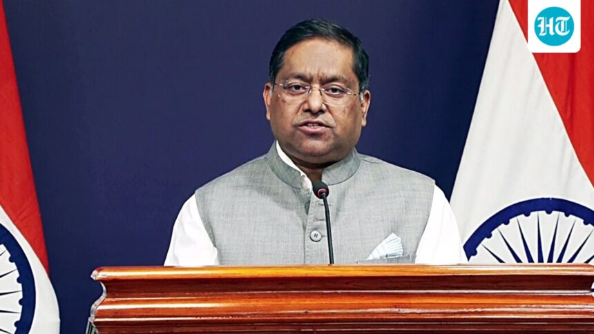 ‘baseless’:-india-rejects-pakistani-minister-ishaq-dar’s-remarks-on-kashmir-at-asean-meeting