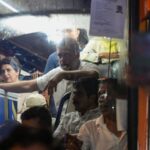 high-drama-in-delhi-as-rahul-gandhi-arrives-at-gandhi-smriti-amid-student-protests:-‘barricades-put-up-and-bus-stopped’