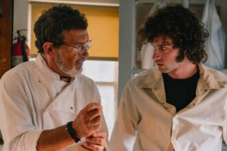 a24-plans-to-offer-free-screenings-of-anthony-bourdain’s-‘tony’-to-hospitality-workers-(exclusive)