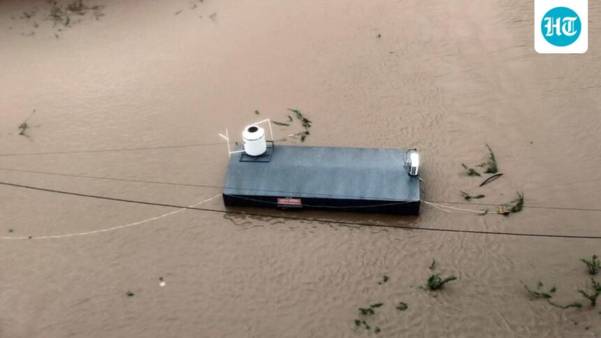 the-army-has-been-deployed-to-carry-out-rescue-operations-as-heavy-rains-continue-in-gujarat