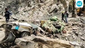 13-killed-after-landslide-rocks-hit-car-in-lahaul-spiti,-pm-expresses-grief
