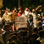 crowds-swell-and-mood-of-defiance-continues-as-protest-continues-at-jantar-mantar