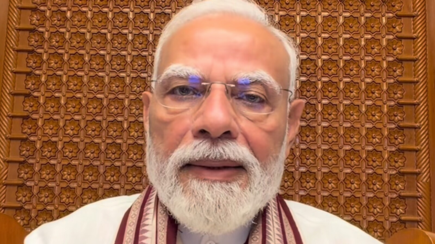 narendra-modi-‘thanks-his-friends’-in-instagram-video-after-paper-selfie-video-leaked