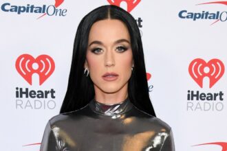 katy-perry-criticizes-white-house-for-using-‘fireworks’-in-military-strikes-video:-‘i’m-absolutely-horrified’