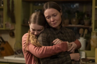 prime-video-reveals-the-teaser-and-release-date-for-mike-flanagan’s-“carrie”-series