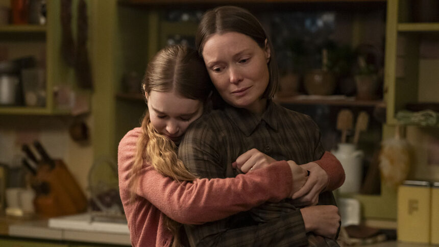 prime-video-reveals-the-teaser-and-release-date-for-mike-flanagan’s-“carrie”-series