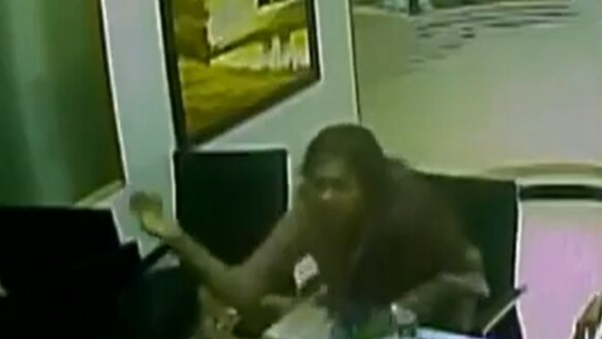 karunanidhi’s-granddaughter-booked-for-slapping-sbi-director-in-chennai;-the-incident-was-captured-on-cctv