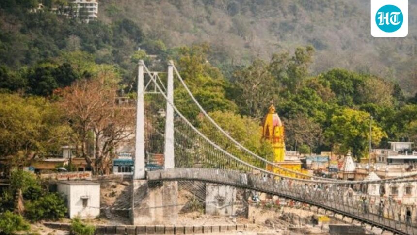 40-year-old-ram-jhula-bridge-closed-for-commuting-till-december-officials | GIBN 40-year-old-ram-jhula-bridge-closed-for-commuting-till-december:-officials