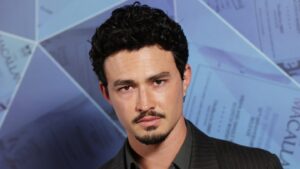gavin-leatherwood-joins-nina-dobrev-in-film-adaptation-of-booktok-hit-‘it-happened-one-summer’
