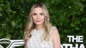 michelle-pfeiffer-explains-why-she-“never-wants-to-star-in-another-movie”