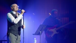 phil-collins-reveals-he-nearly-died-from-alcohol-abuse-in-2024