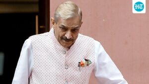 congress-mp-sparks-row-with-‘who-is-pm-modi’s-sita’-remark,-delhi-bjp-files-police-complaint