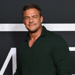 alan-ritchson-on-what-he-learned-about-fame-from-working-with-arnold-schwarzenegger