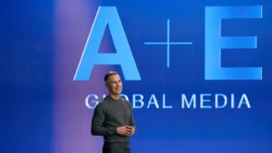 disney-sells-its-stake-in-a+e-to-hearst-for-$1.2-billion
