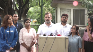 ‘don’t-need-to-apologise-to-anyone’:-rahul-gandhi-comes-out-in-support-of-student-protesters