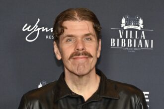 perez-hilton-net-worth:-how-much-money-the-celebrity-blogger-has