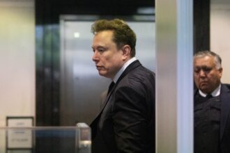 alex-gibney’s-elon-musk-doc-will-play-tiff,-setting-the-stage-for-an-epic-culture-wars-battle