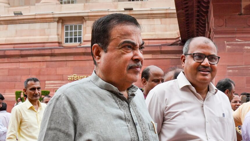 ‘posts-against-nitin-gadkari-vile,-defamatory.-take-them-down’:-bombay-hc-amid-e20-row