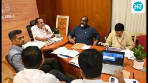 kerala-minister-faces-backlash-for-‘belittling’-women-using-free-bus-rides