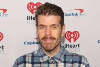 perez-hilton’s-tiktok-account-banned-following-disturbing-livestream,-hospitalization