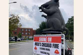 scabby-the-rat-stalks-‘chicago’-shows-as-pas-decry-work-hour-cuts